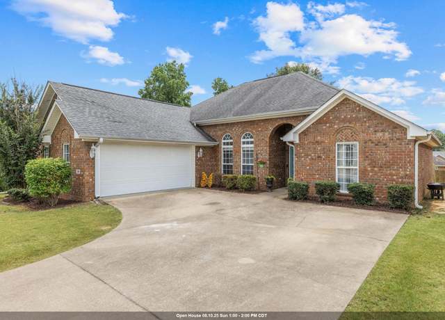Property at 309 Dunolly Ln, Florence, AL, 3 beds, 2 baths