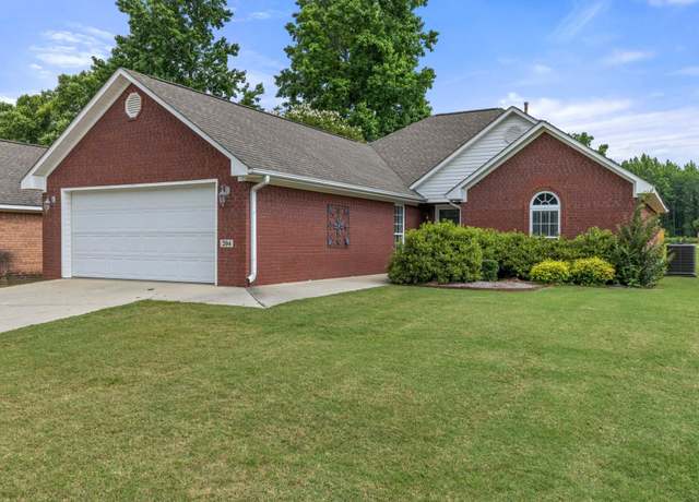 Property at 204 Casey Ln, Florence, AL, 3 beds, 2 baths