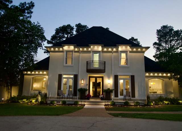 Property at 1656 Country Club Dr, Killen, AL, 4 beds, 4.5 baths