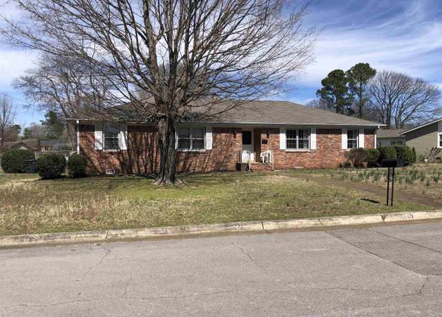 Property at 118 Roxie Dr, Florence, AL, 3 beds, 2 baths