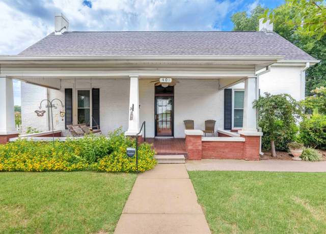 Property at 401 E Second St, Tuscumbia, AL, 3 beds, 2 baths