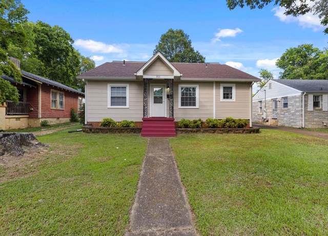 Property at 511 Simpson St, Florence, AL, 3 beds, 2 baths