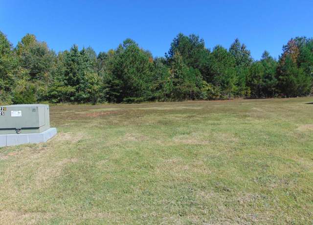 Property at 22 Riverview Dr, Sheffield, AL