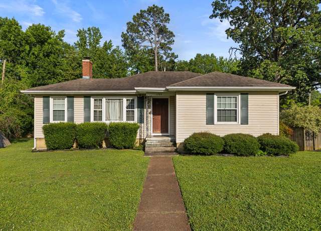 Property at 1384 James St, Florence, AL, 2 beds, 1 bath