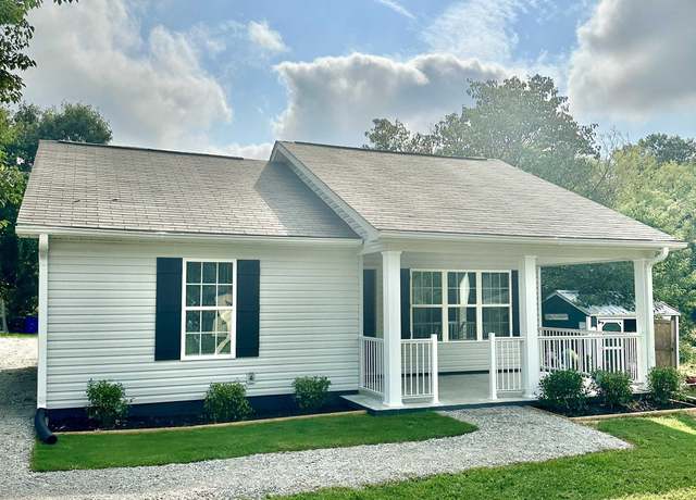 Property at 23 Hudson St, Florence, AL, 2 beds, 1 bath