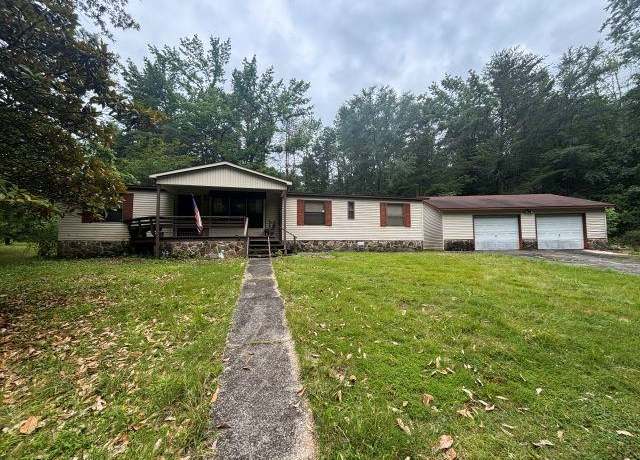 Property at 595 Co Rd 25, Killen, AL, 3 beds, 2 baths