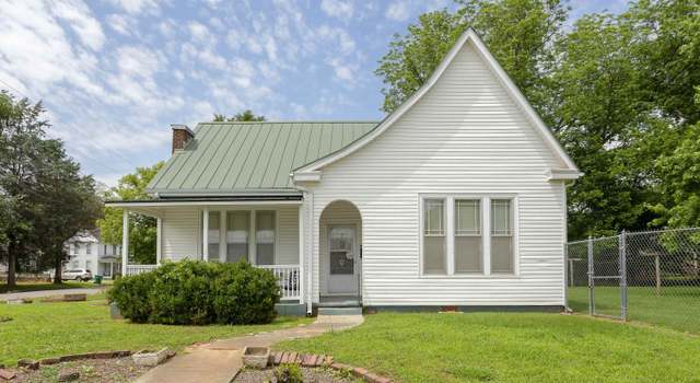 Photo of 308 Third St, Tuscumbia, AL