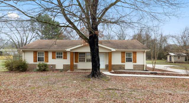 Photo of 330 Oak St, Killen, AL