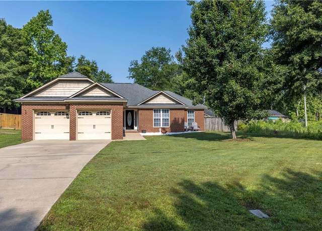 Property at 149 Lee Road 2157, Smiths Station, AL 36877, 3 beds, 2 baths
