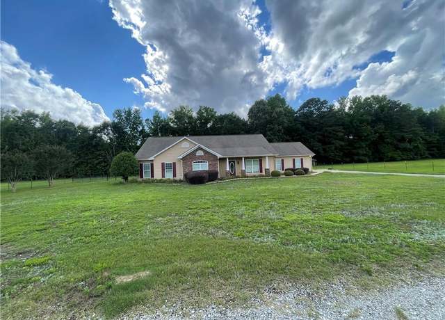 Property at 12 Diamond Rd, Opelika, AL 36804, 4 beds, 2 baths