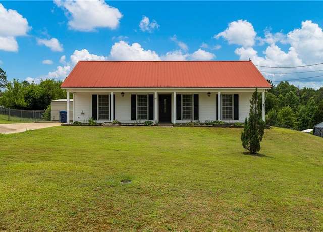 Property at 57 Lee Road 2096, Phenix City, AL 36870, 3 beds, 2 baths
