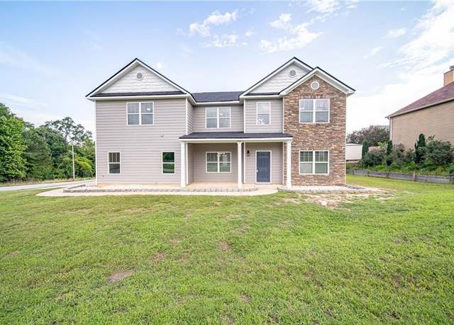 Property at 8 Jason Dr, Phenix City, AL 36869, 5 beds, 4 baths