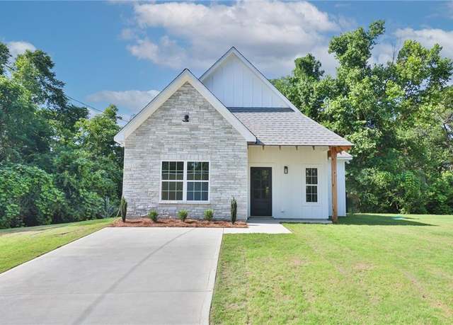 Property at 12 Thompson Ln, Phenix City, AL 36870, 3 beds, 2 baths