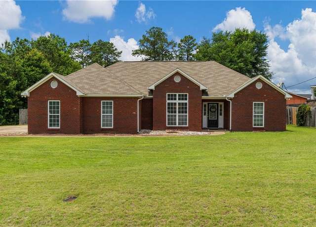 Property at 176 Lee Road 504, Phenix City, AL 36870, 3 beds, 2 baths