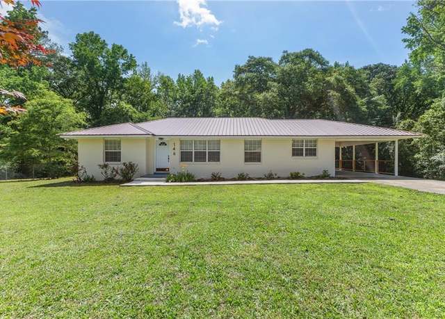 Property at 146 6th Pl SE, Lafayette, AL 36862, 3 beds, 1.5 baths