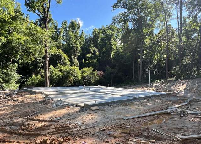 Property at 3008 23rd Ave, Phenix City, AL 36867, 3 beds, 2 baths