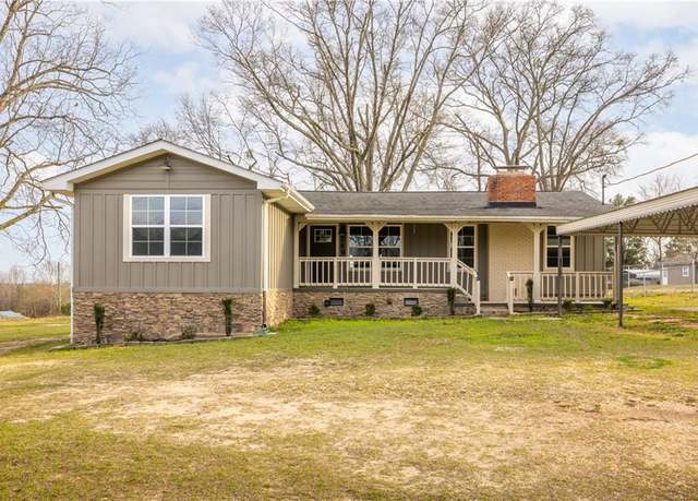 Property at 749 Lee Road 208, Phenix City, AL 36870, 4 beds, 2.5 baths