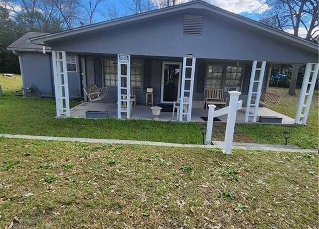 Property at 715 19th St, Phenix City, AL 36867, 3 beds, 1 bath