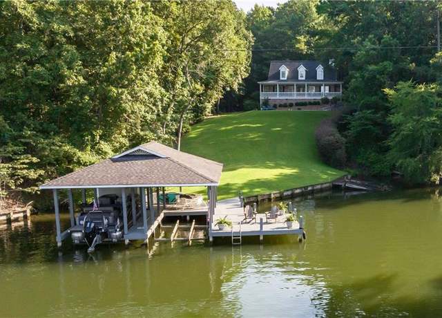 Property at 548 Lee Road 368, Valley, AL 36854, 4 beds, 3.5 baths