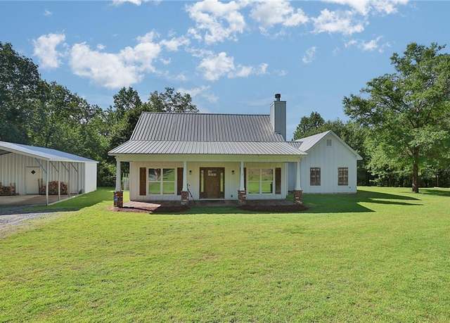 Property at 171 Nuckols Rd, Phenix City, AL 36869, 2 beds, 2 baths