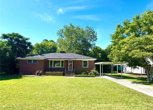 Property at 1301 32nd St, Phenix City, AL 36867, 3 beds, 2 baths