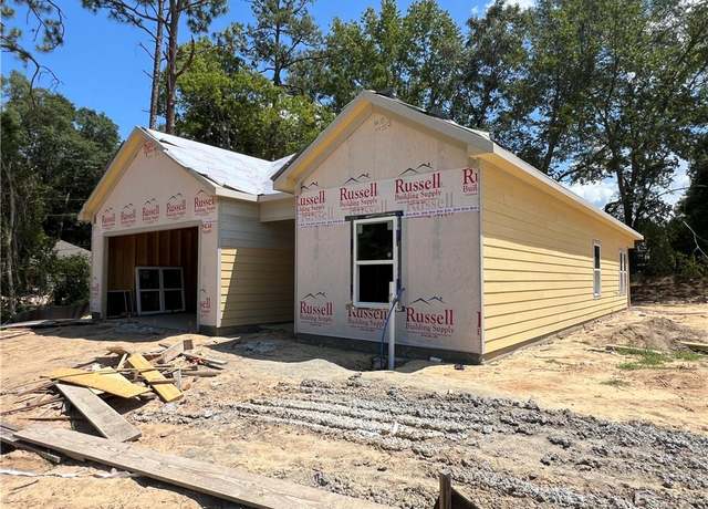 Property at 26 Wiggins Ln, Phenix City, AL 36869, 3 beds, 2 baths