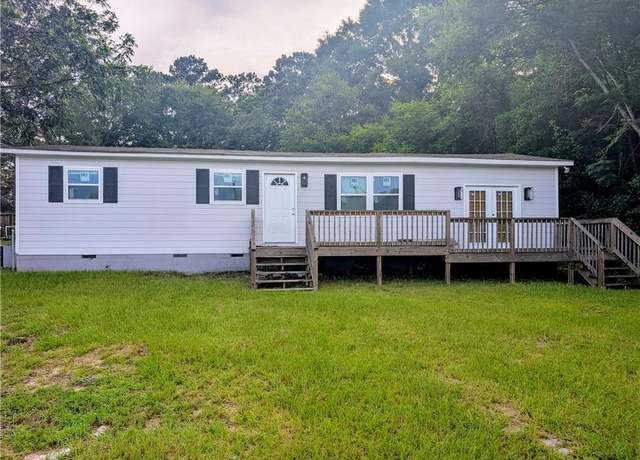 Property at 992 Lee Road 234, Phenix City, AL 36870, 3 beds, 2 baths