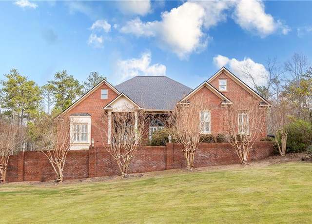 Property at 71 Greystone Ct, Smiths Station, AL 36877, 4 beds, 3 baths