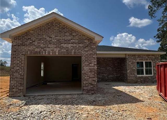 Property at 7217 King Rd, Valley, AL 36854, 3 beds, 2 baths