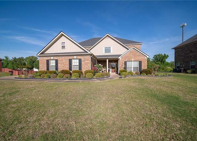 Property at 10 Registry Way, Fort Mitchell, AL 36856, 4 beds, 3 baths