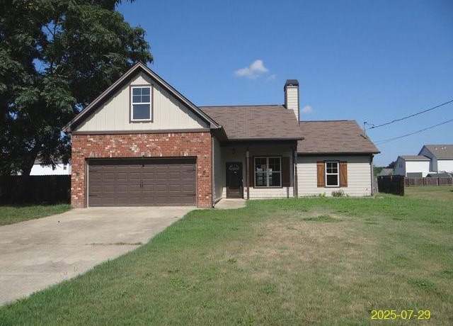 Property at 274 Owens Rd, Fort Mitchell, AL 36856, 4 beds, 2 baths