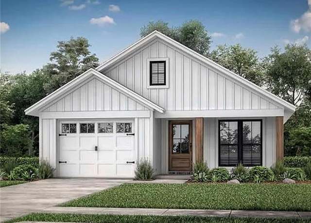 Property at 1102 30th St, Valley, AL 36854, 3 beds, 2 baths