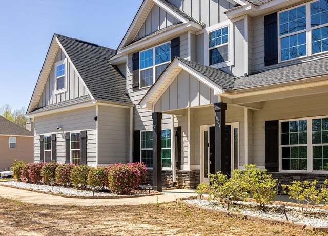 Property at 1604 S Uniroyal Rd, Opelika, AL 36804, 5 beds, 3 baths