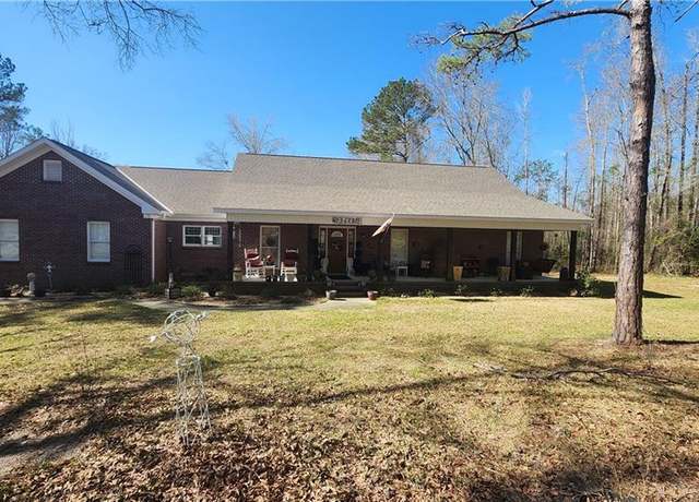 Property at 2662 Lee Road 240, Salem, AL 36874, 3 beds, 2 baths