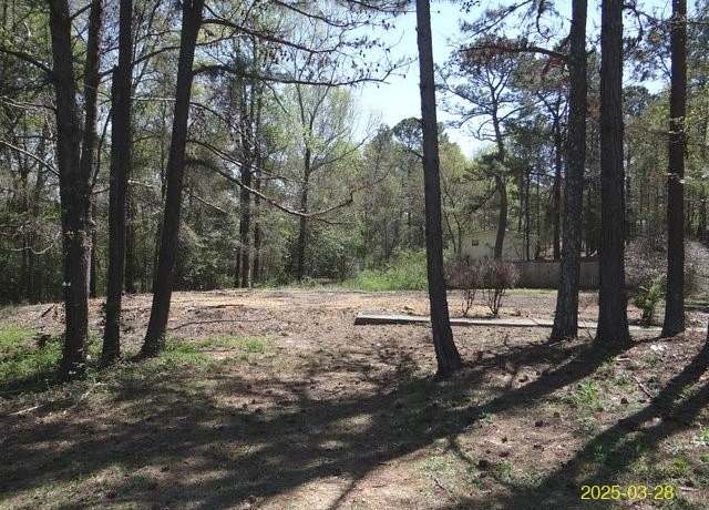 Property at 4200 Freedom Ct, Phenix City, AL 36869