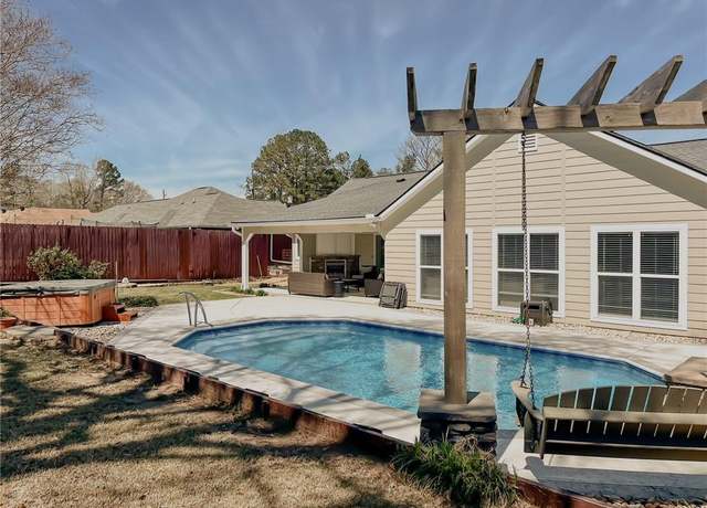 Property at 79 Lee Road 966, Phenix City, AL 36870, 3 beds, 2 baths