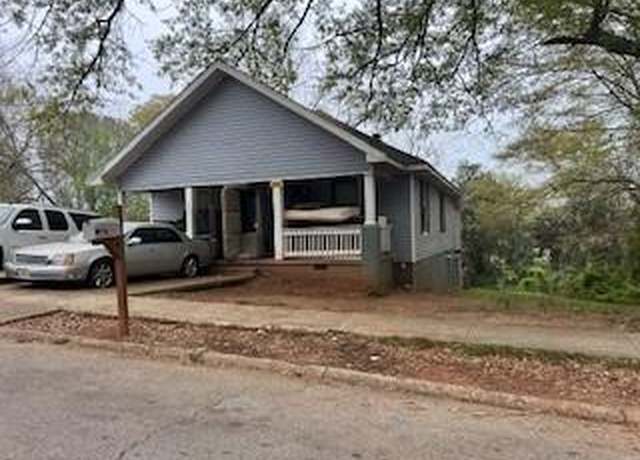 Property at 1401 Juniper St, Lagrange, GA 30240, 4 beds, 2 baths