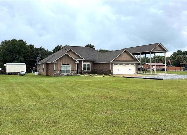 Property at 30 Norman Dr, Fort Mitchell, AL 36856, 4 beds, 2 baths