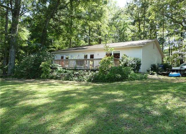 Property at 627 Lee Rd 354, Valley, AL 36854, 3 beds, 2 baths