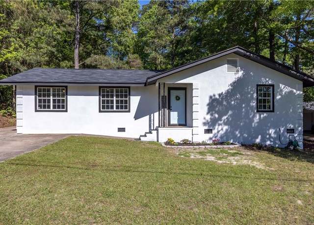 Property at 1006 29th St, Phenix City, AL 36867, 4 beds, 3 baths
