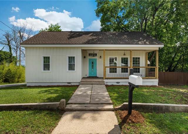 Property at 101 20th St, Phenix City, AL 36867, 3 beds, 2 baths