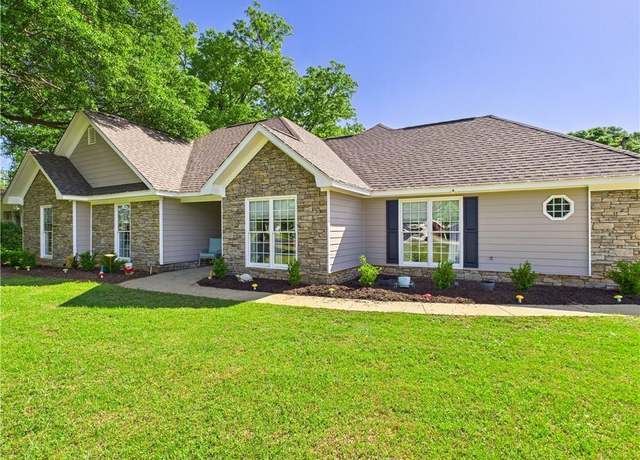 Property at 229 Owens Rd, Fort Mitchell, AL 36856, 4 beds, 2 baths