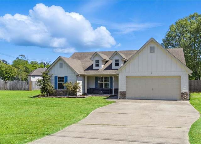 Property at 275 Owens Rd, Fort Mitchell, AL 36856, 4 beds, 2 baths
