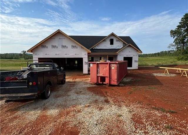 Property at 1244 30th St, Valley, AL 36854, 3 beds, 2 baths