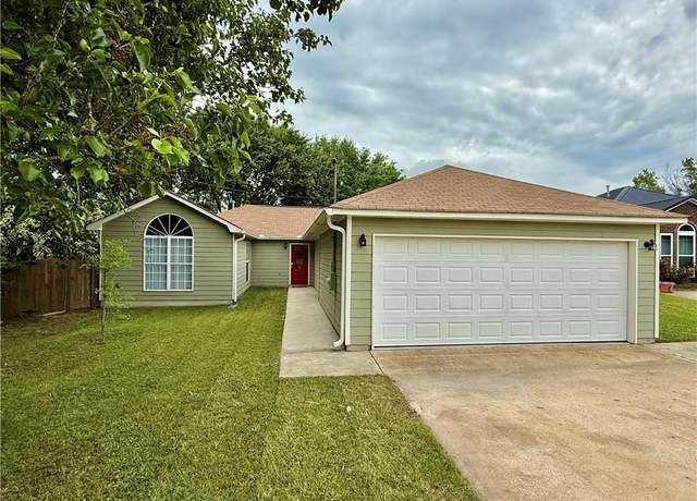 Property at 220 Mill Pond Dr, Phenix City, AL 36870, 3 beds, 2 baths