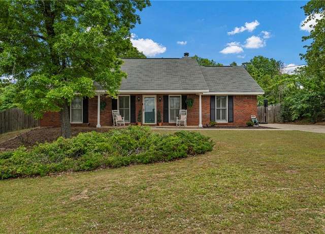 Property at 178 Lee Road 850, Phenix City, AL 36870, 3 beds, 2 baths