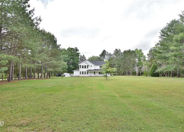 Property at 108 Overlook Dr, Seale, AL 36875, 3 beds, 2.5 baths