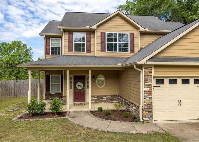 Property at 205 Wellman Dr, Phenix City, AL 36867, 4 beds, 2.5 baths