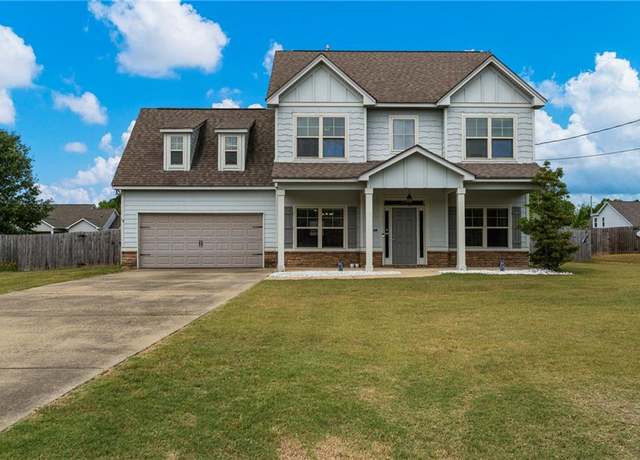 Property at 18 Chruchhill Dr, Fort Mitchell, AL 36856, 4 beds, 2.5 baths
