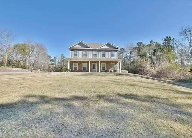 Property at 35 Lee Road 2185, Phenix City, AL 36870, 4 beds, 2.5 baths